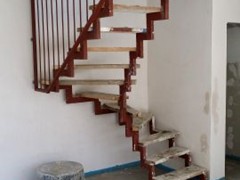 Treppen Stahl-Holzkombination (8)